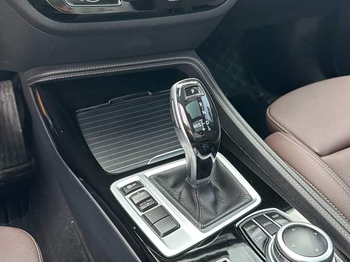 Фото 9 - BMW 1 Series