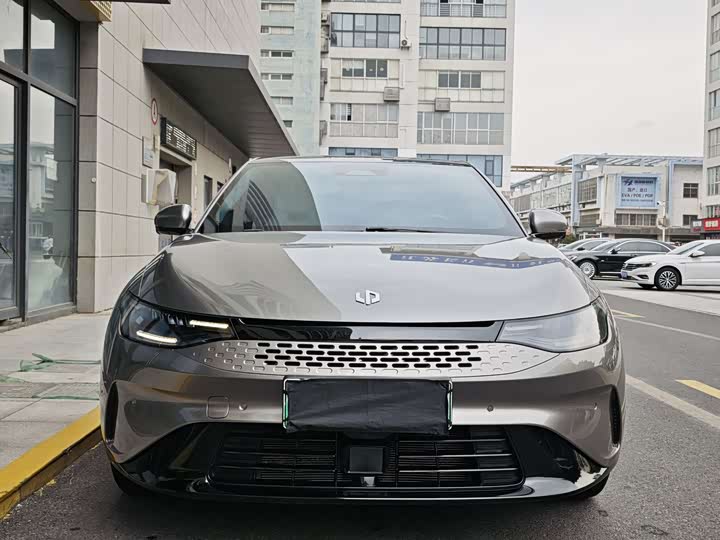 Zdjęcie 2 - Leapmotor C01