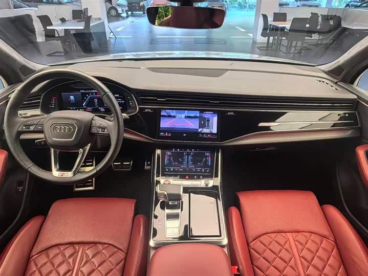 Фото 8 - Audi SQ7