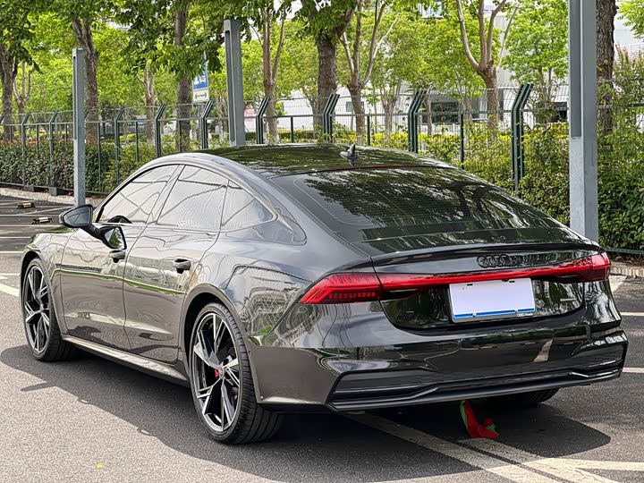 Audi A7 2024 2024款 55 TFSI quattro 尊享型