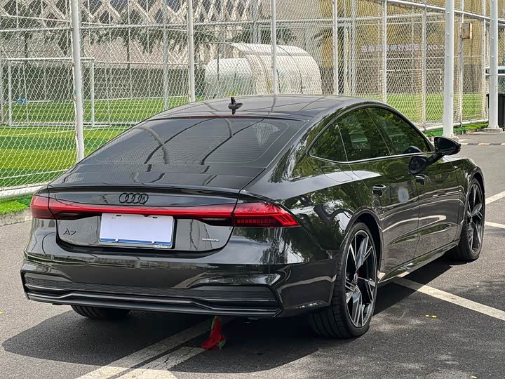 Audi A7 2024 2024款 55 TFSI quattro 尊享型