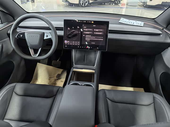 Tesla Model Y 2026 2026款 后轮驱动版