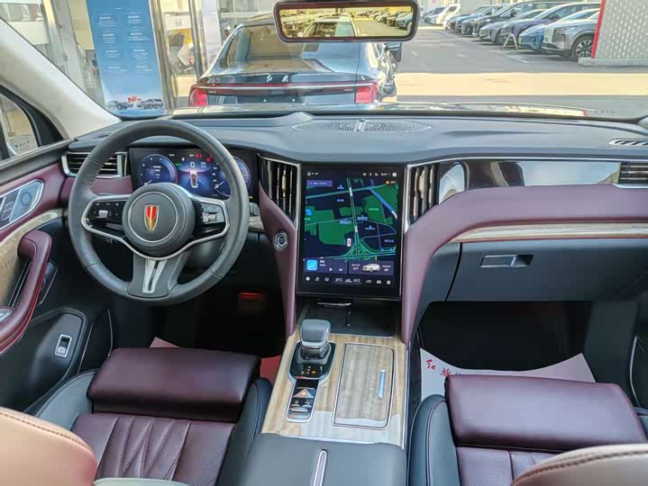2023 Hongqi HS7