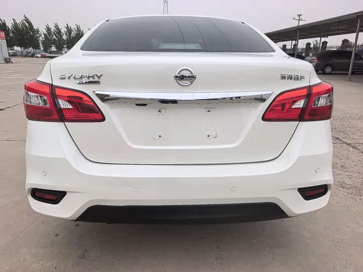 Фото 5 - Nissan Sylphy