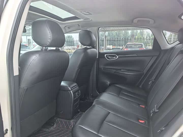 Фото 9 - Nissan Sylphy