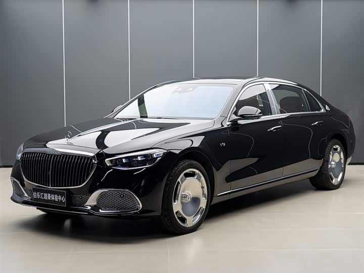 Photo 2 - Mercedes-Benz Maybach S-Class