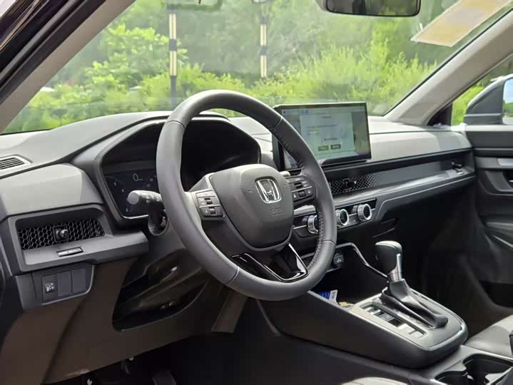 Honda CR-V 2026 2026款 全球30年荣耀款 240TURBO 两驱锋尚5座版