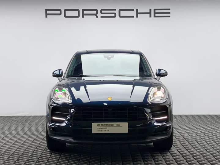 Фото 2 - Porsche Macan