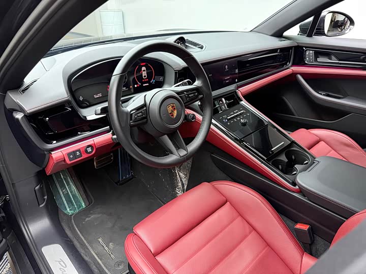 Photo 6 - Porsche Panamera