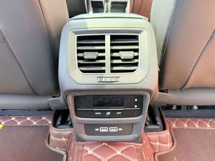 2023 Volkswagen Tayron GTE Hybrid