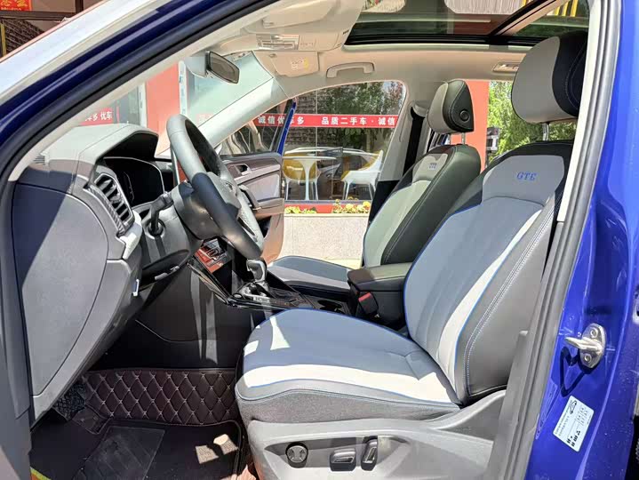 Фото 7 - Volkswagen Tayron GTE Hybrid