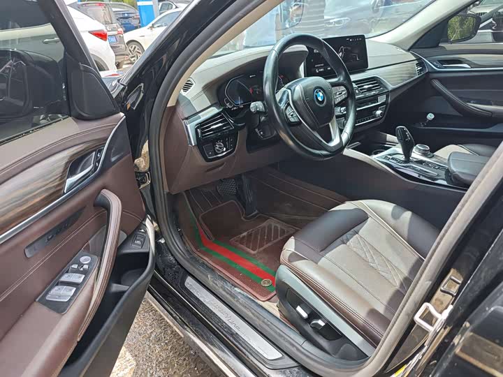 Фото 4 - BMW 5 Series Hybrid