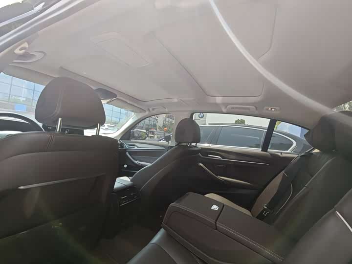 Фото 9 - BMW 5 Series Hybrid