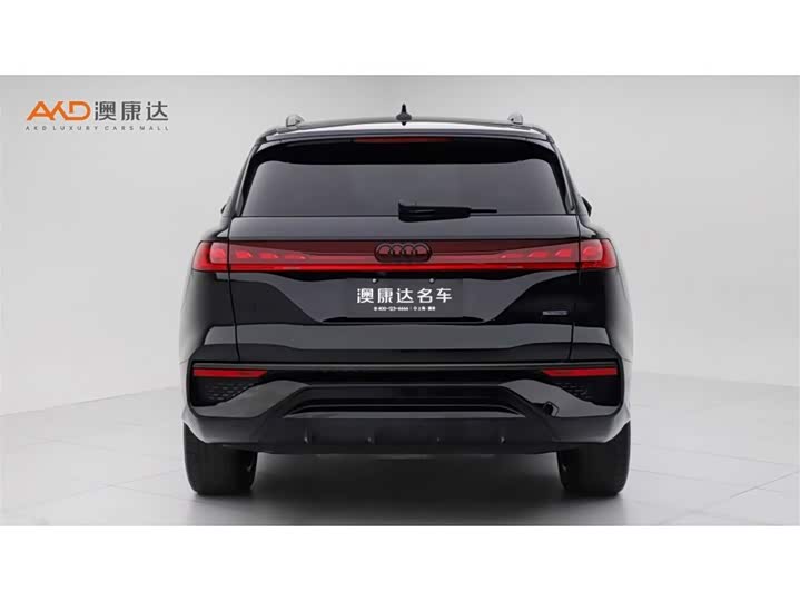 Фото 4 - Audi Q6