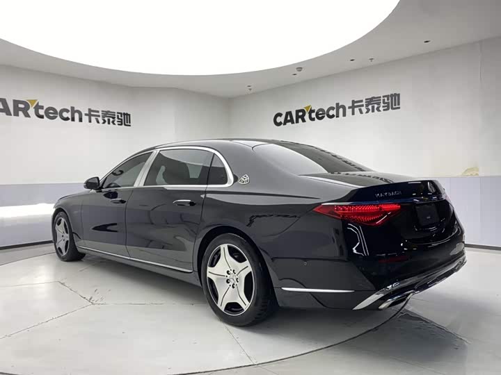 Zdjęcie 7 - Mercedes-Benz Maybach S-Class