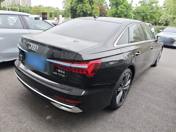 Audi A6L 2026 2026款 45 TFSI 臻选动感型