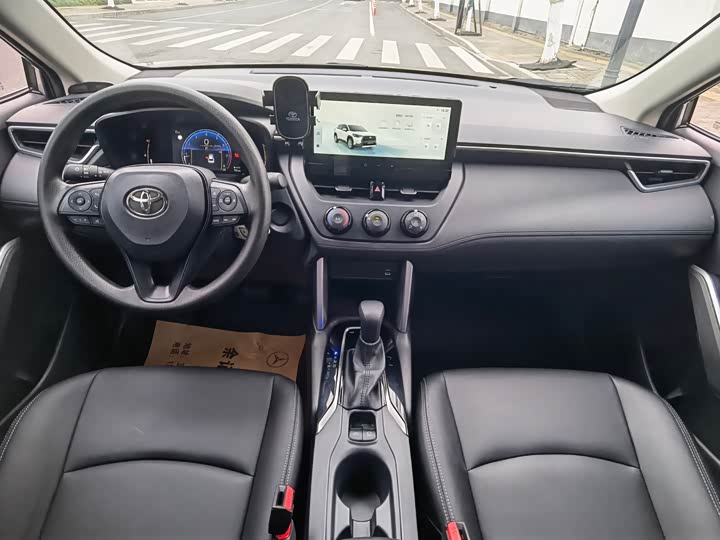 صورة 8 - Toyota Corolla Cross