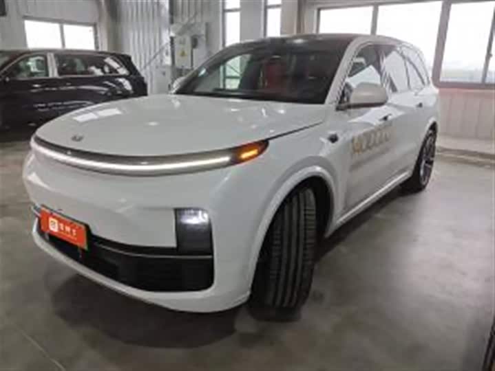 Фото 2 - LiXiang L9