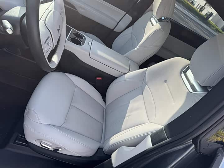 Фото 8 - XPeng G6