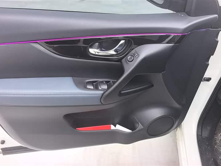Nissan Qashqai 2025 2025款 荣誉 2.0L CVT XV真心版
