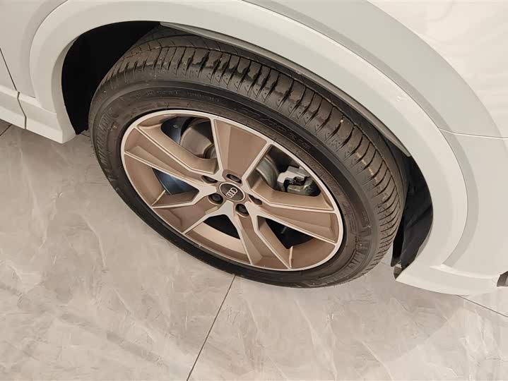 Audi Q2L 2024 2024款 35TFSI 进取动感型