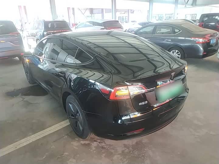 Photo 5 - Tesla Model 3
