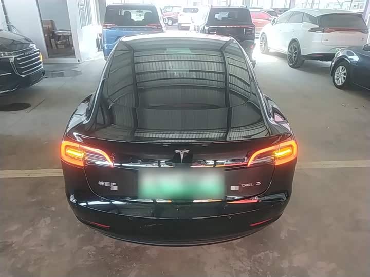 Photo 6 - Tesla Model 3
