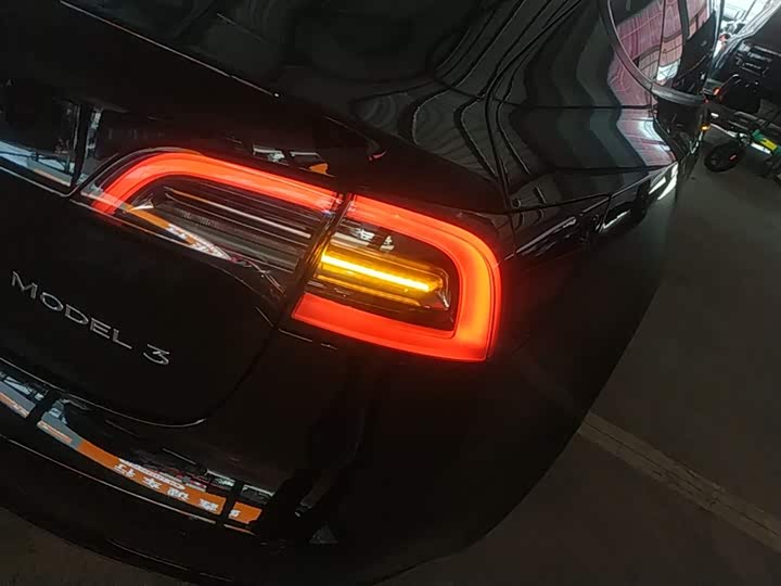 Photo 8 - Tesla Model 3