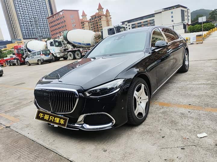 Фото 1 - Mercedes-Benz Maybach S-Class