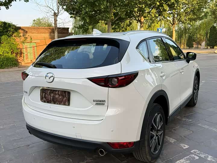 Фото 8 - Mazda CX-5