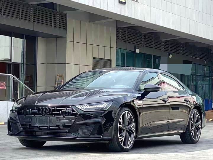Фото 1 - Audi A7L