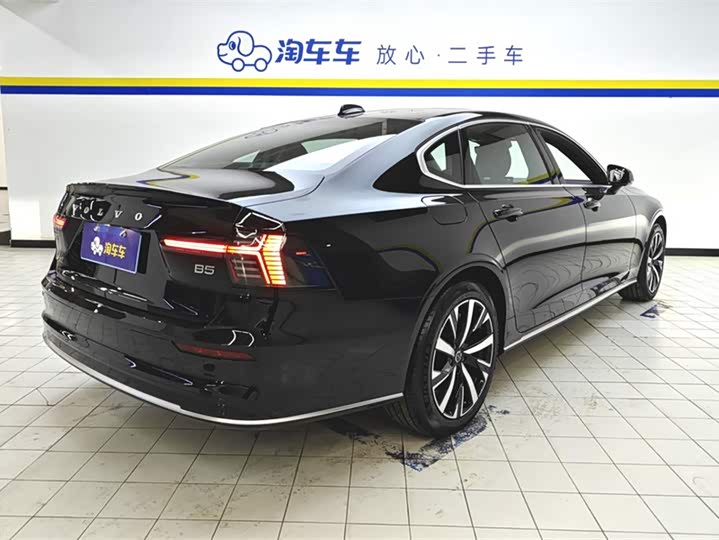 Volvo S90 2026 2026款 B5 智逸豪华版