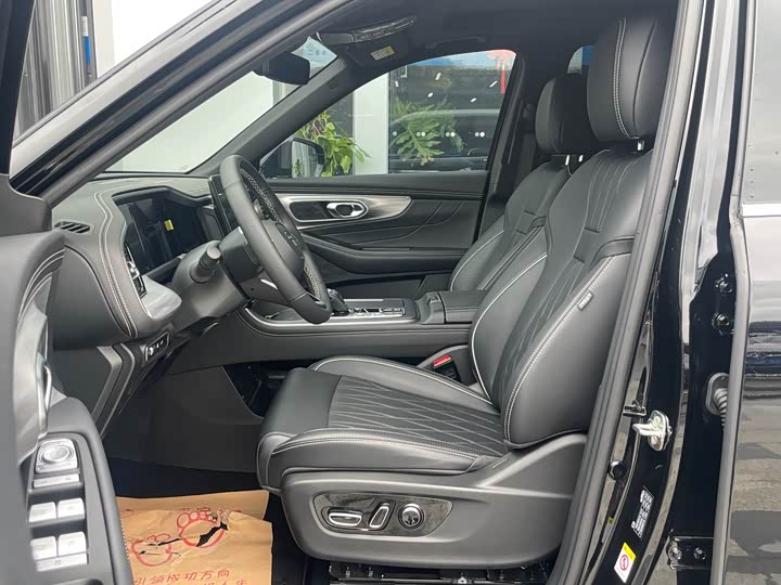 2025 GAC Trumpchi GS8