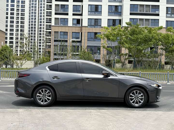 Фото 3 - Mazda 3 (Axela)