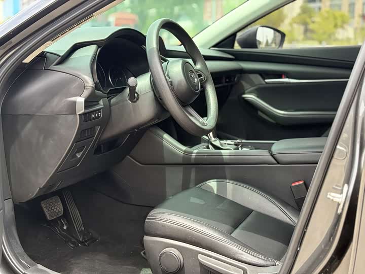 Фото 4 - Mazda 3 (Axela)