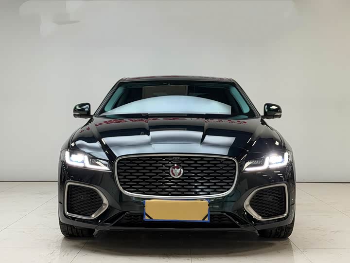 2025 Jaguar XF L