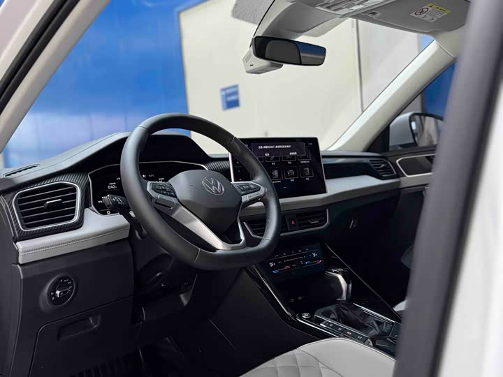 Фото 8 - Volkswagen Tayron