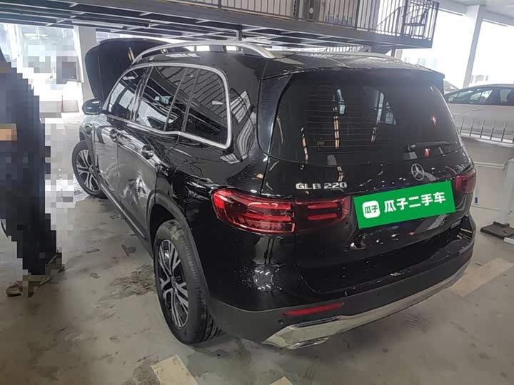 Mercedes-Benz GLB-Class 2024 2024款 改款 GLB 220 动感型