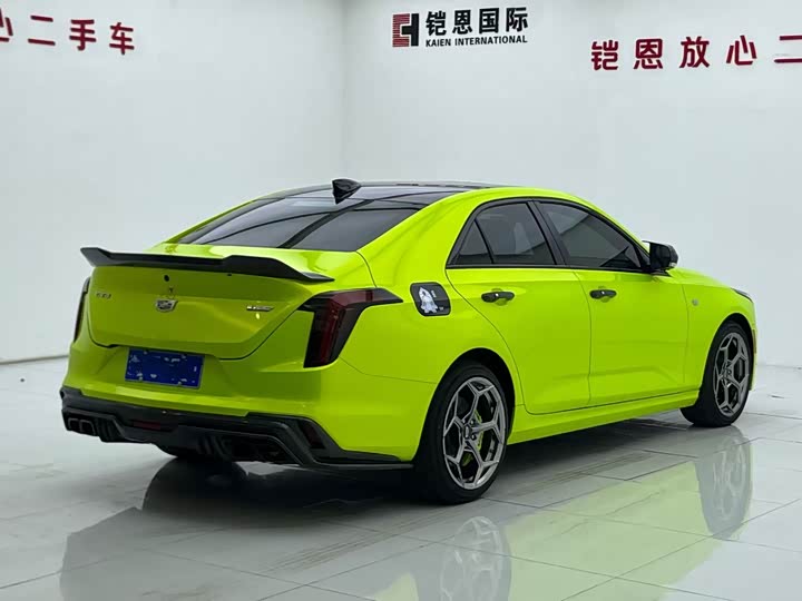 Фото 8 - Cadillac CT4