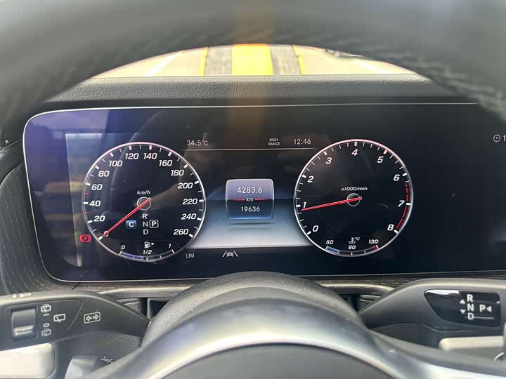 Фото 5 - Mercedes-Benz G-Class