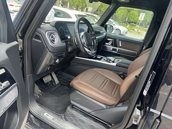 Фото 6 - Mercedes-Benz G-Class