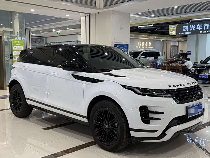 Land Rover Range Rover Evoque L 2026 2026款 揽胜极光 L SE