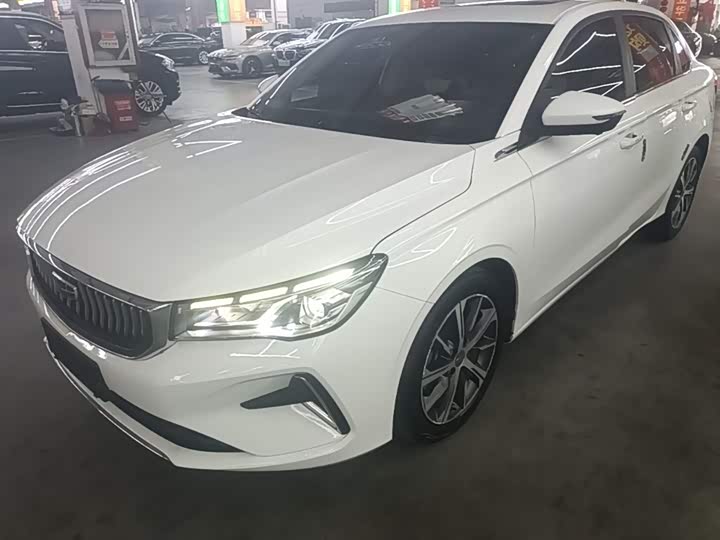 Фото 2 - Geely Emgrand