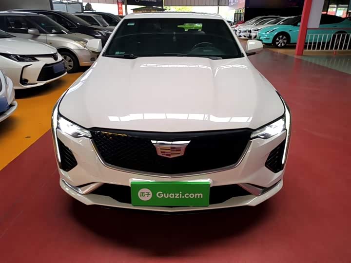 Фото 3 - Cadillac CT4