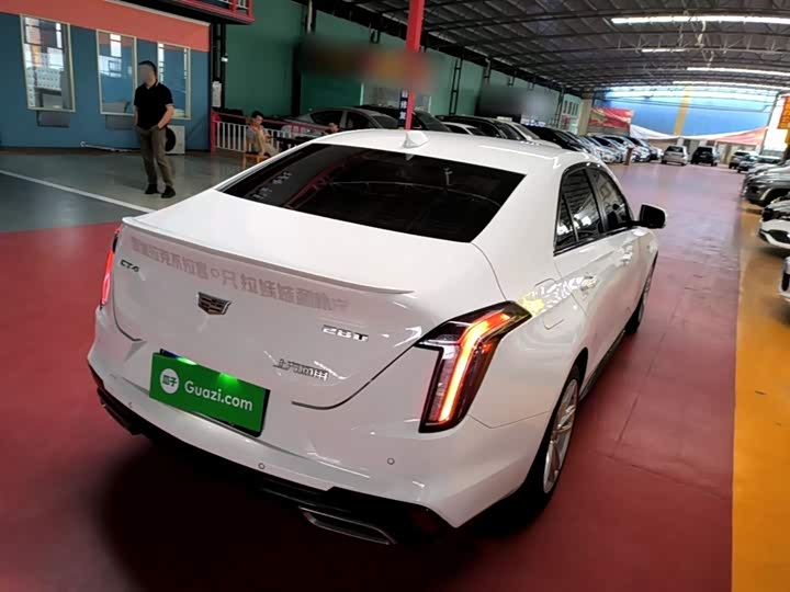 Фото 7 - Cadillac CT4