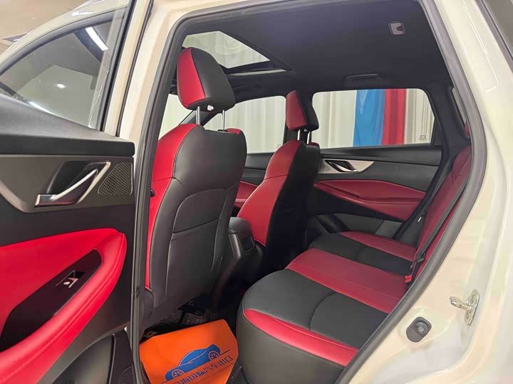 Changan CS35 Plus 2021 2021款 蓝鲸NE 1.4T DCT豪华型