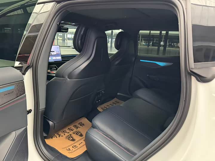 Lynk & Co 07 EM-P Hybrid 2026 2026款 126长续航 Ultra