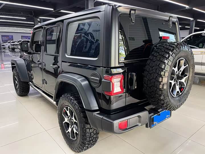 Jeep Wrangler 2021 2021款 2.0T 罗宾汉四门版