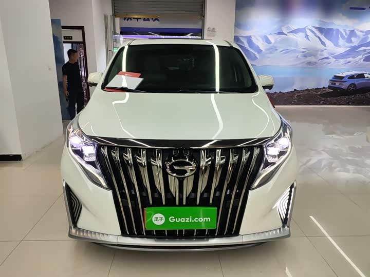 Фото 3 - GAC Trumpchi M8