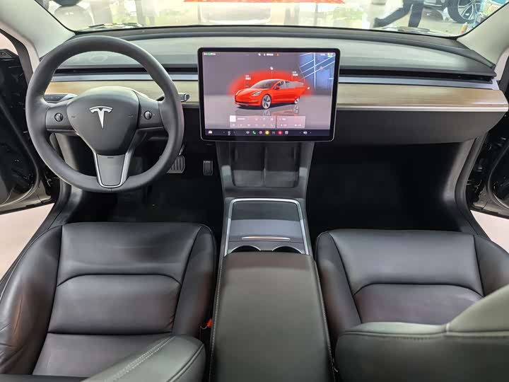 Photo 6 - Tesla Model 3